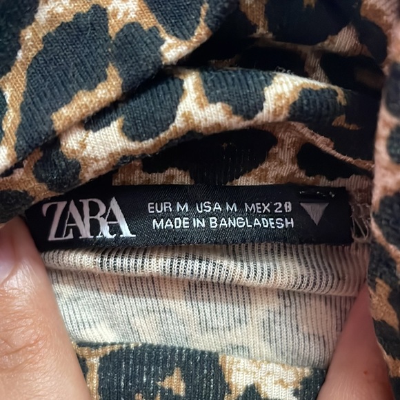 Zara Animal Print High-neck Top - Picture 4 of 5